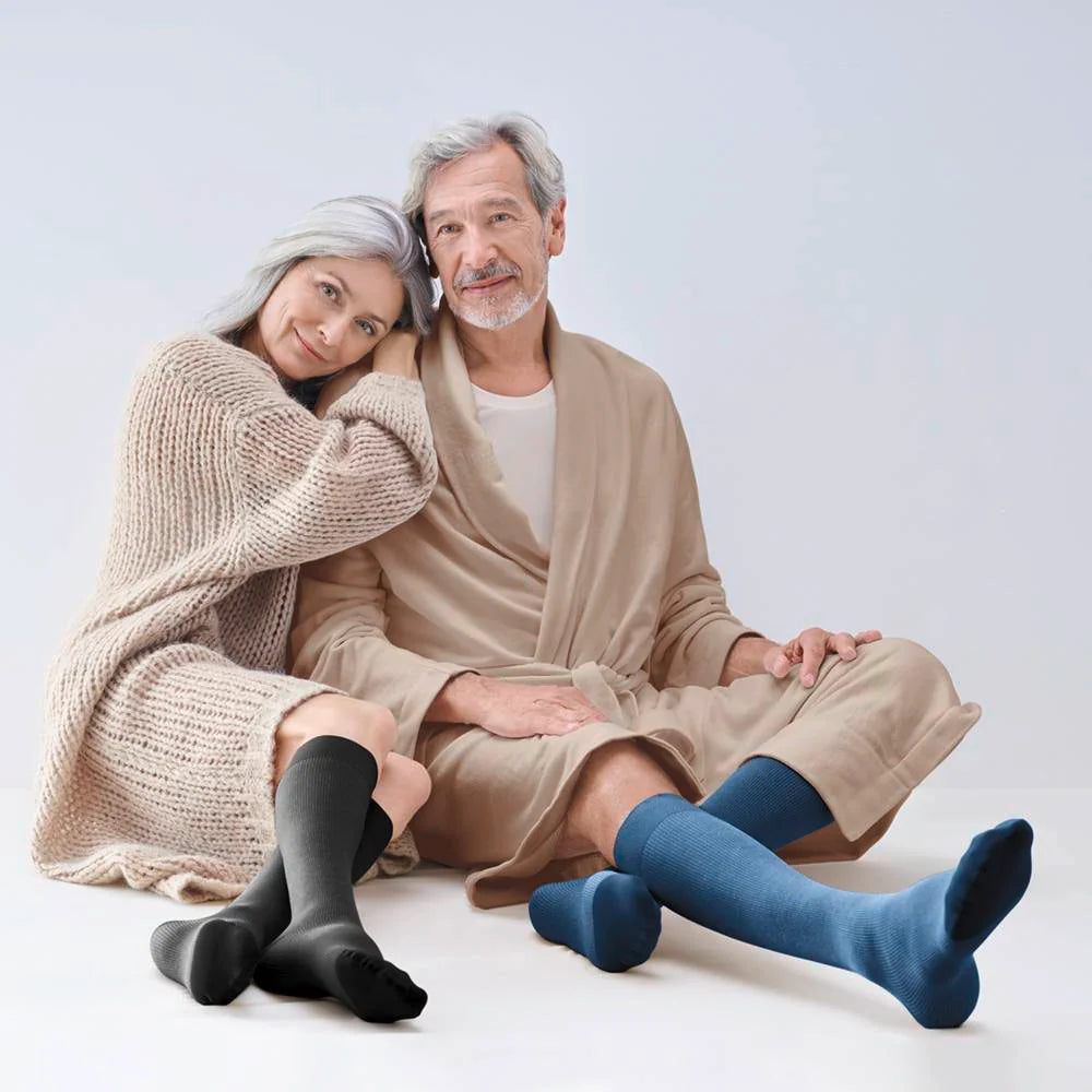 VenoTrain Cocoon Compression Stockings, Knee High, Class 2, Closed Toe, Black