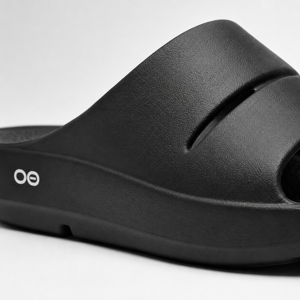 Oofos Original Lightweight Recovery Sandals