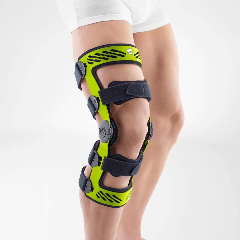https://www.foothq.com.au/cdn/shop/files/bauerfeind-knee-brace-bauerfeind-compression-braces-1-green-left-secutec-genu-sports-injury-acl-pcl-post-op-patellar-fracture-33344347537599_1200x.webp?v=1690162583