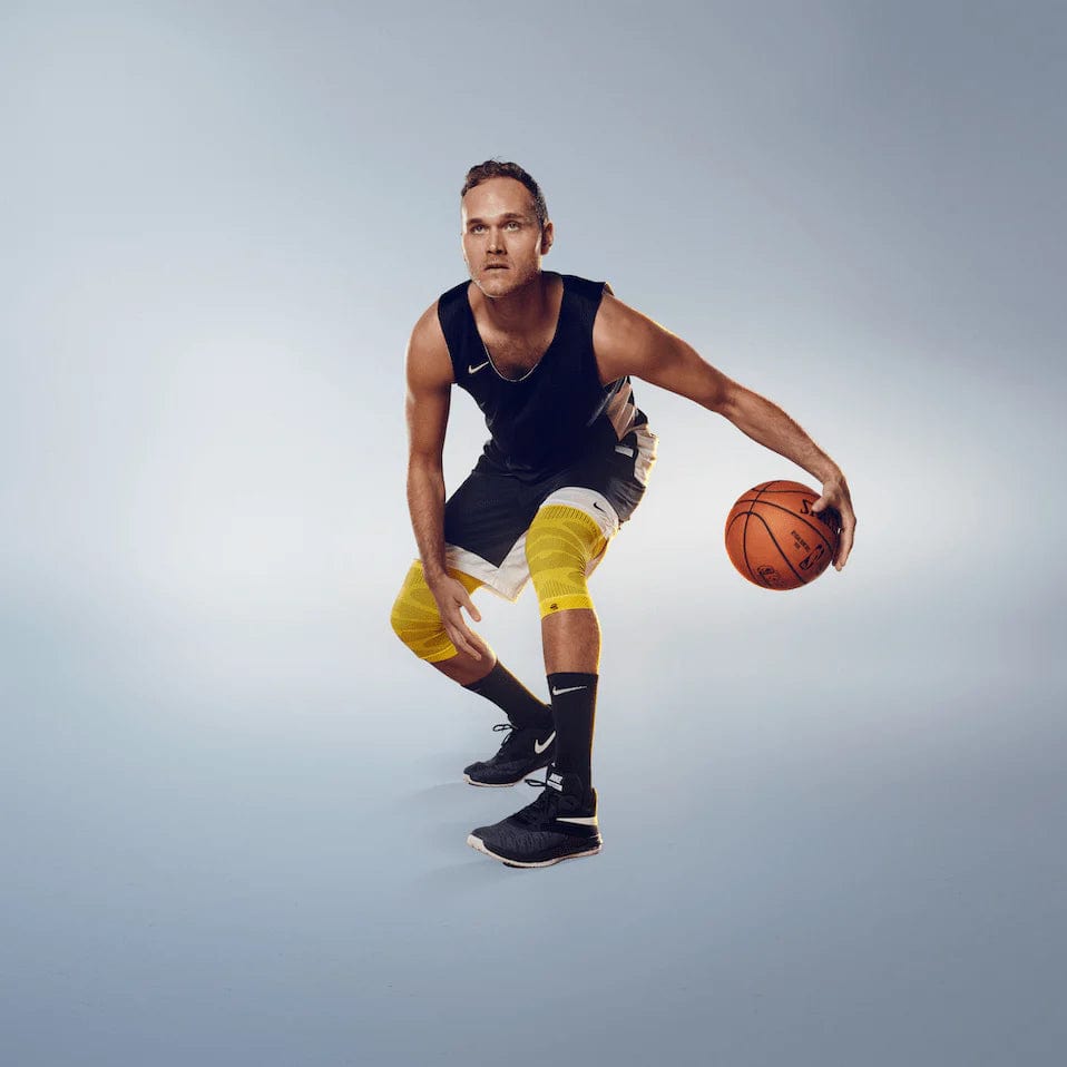 NBA Official Knee Sleeve Performance - Foot HQ Podiatry